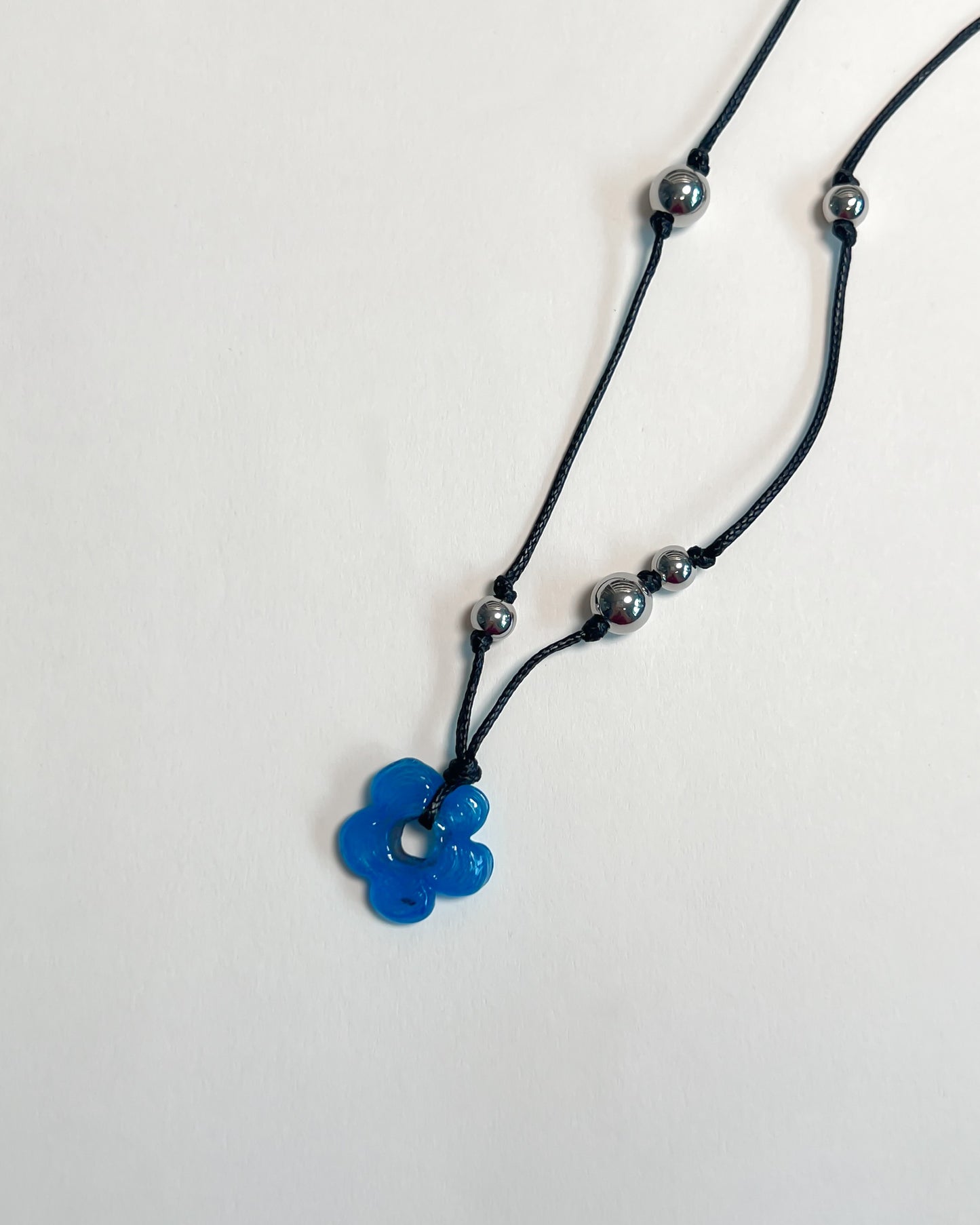 Cosmo Mini Fleur Necklace