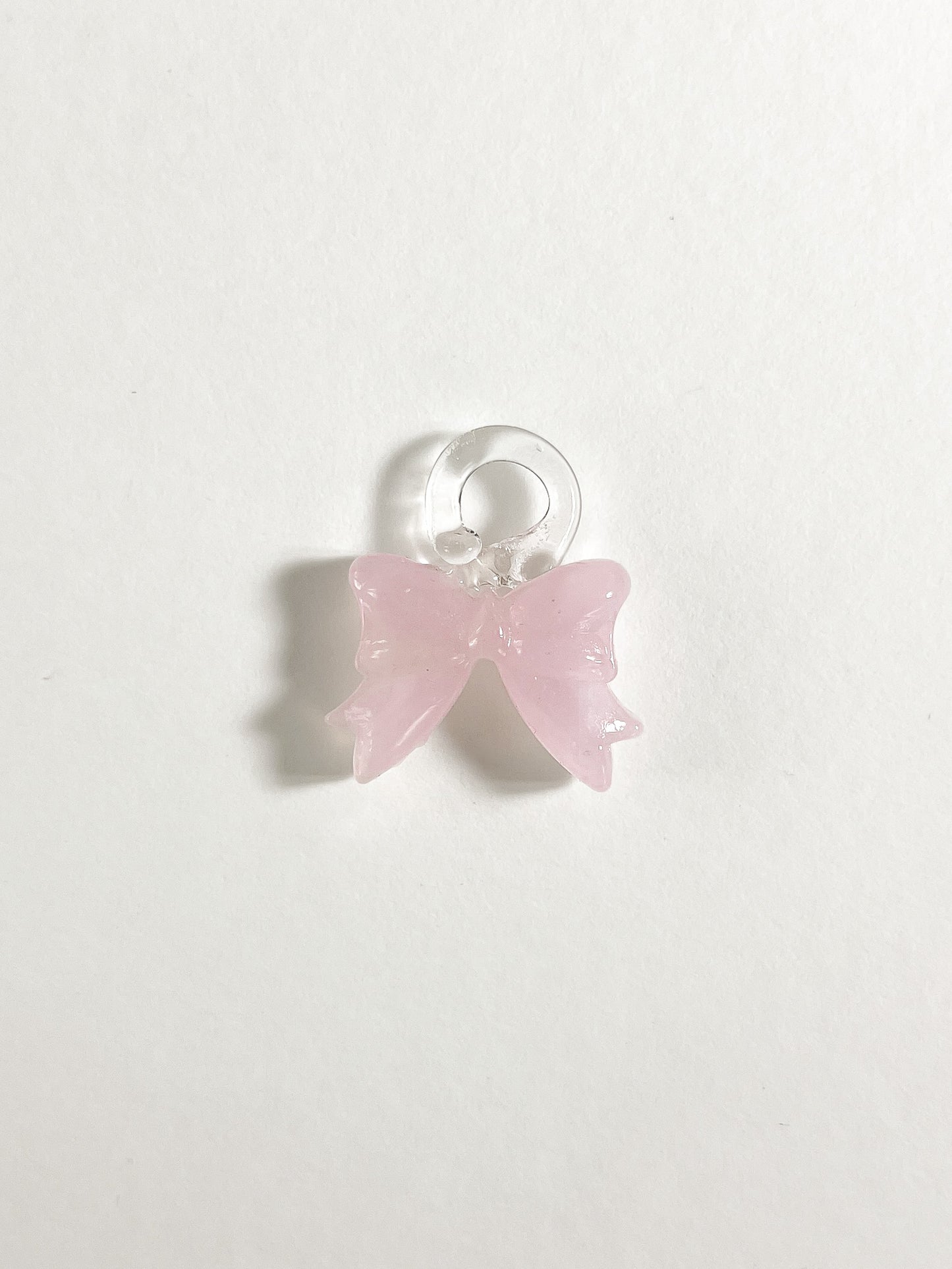 Bonbon Earrings — Bow ୨୧