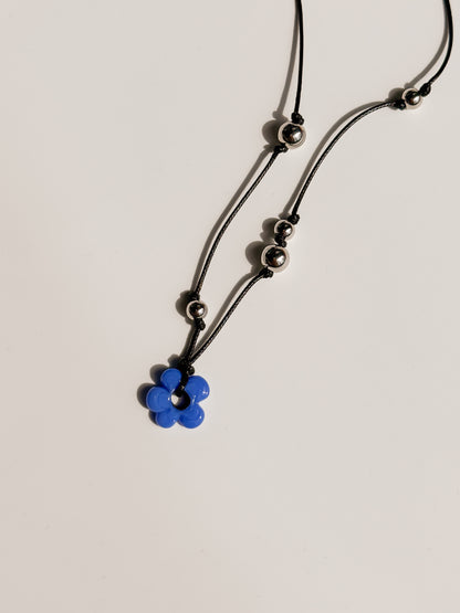 Cosmo Mini Fleur Necklace